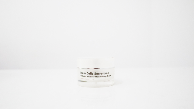 stem cells-moisturing cream