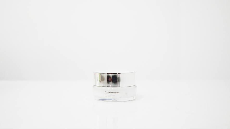 Stem Cells Secretome Glow Boost Moisturizing Cream 15 g